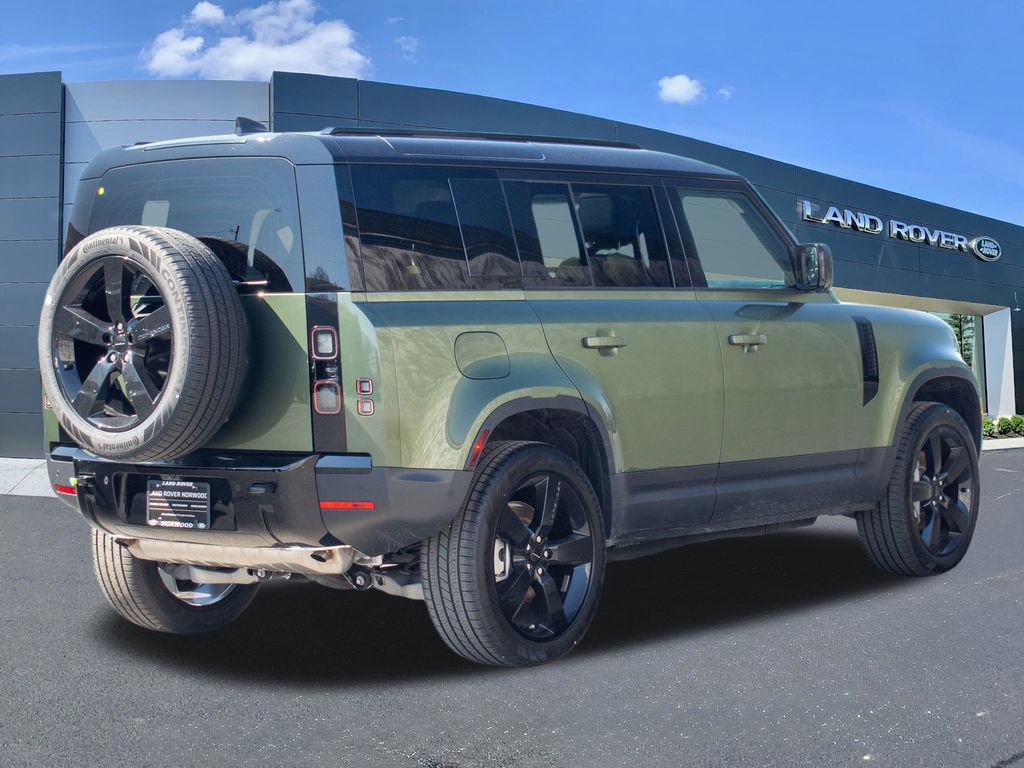 New 2026 Land Rover Defender 110 S image 4