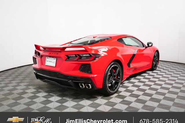 Used 2021 Chevrolet Corvette Stingray Premium Cpe w/ Z51 Performance Package RWD image 3