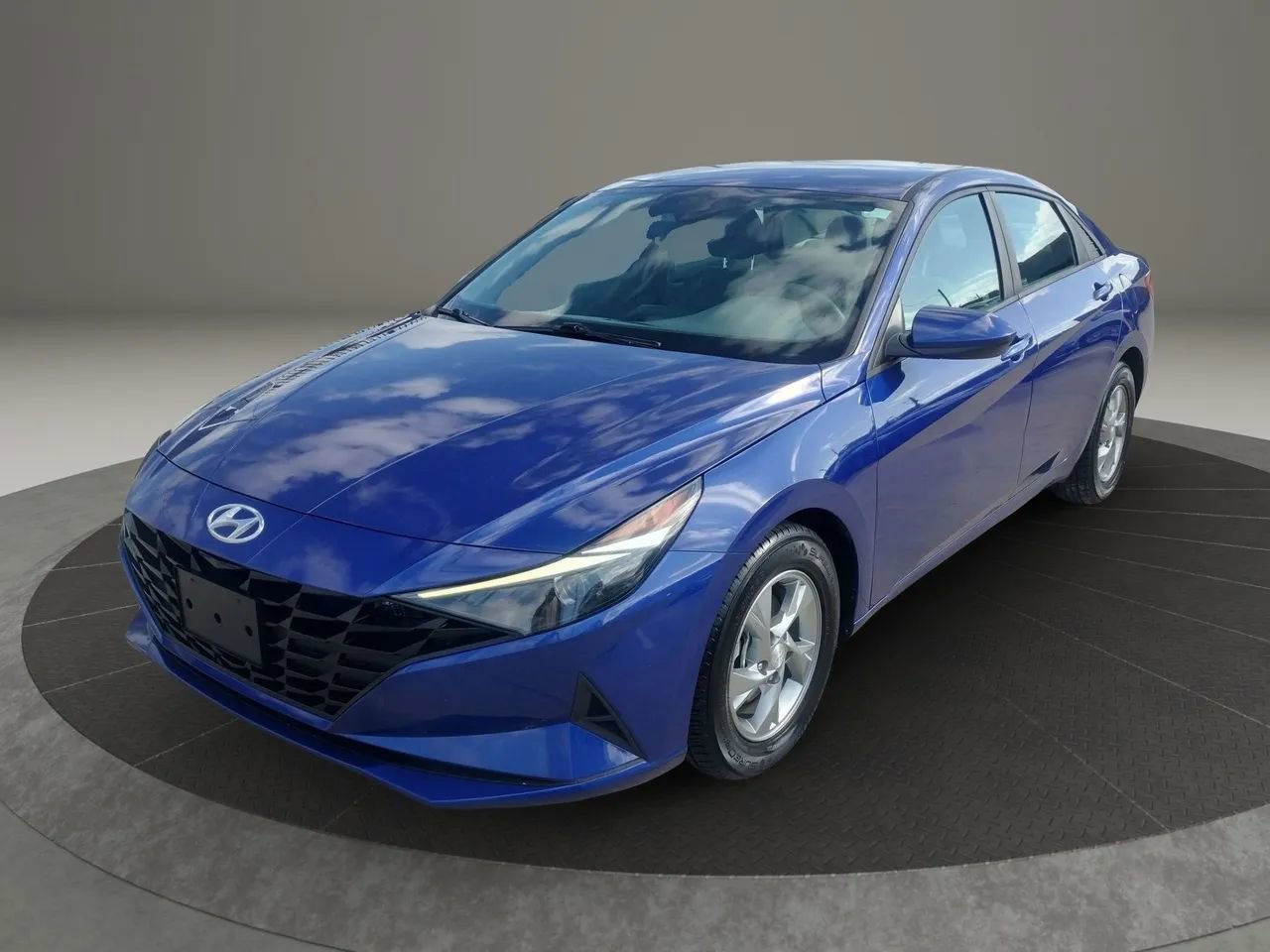 Used 2021 Hyundai Elantra SE