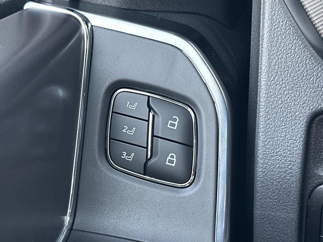 New 2026 Ford F250 Platinum image 24