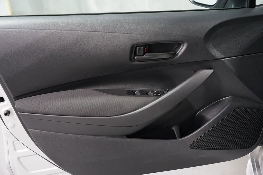 Certified 2024 Toyota Corolla LE image 27