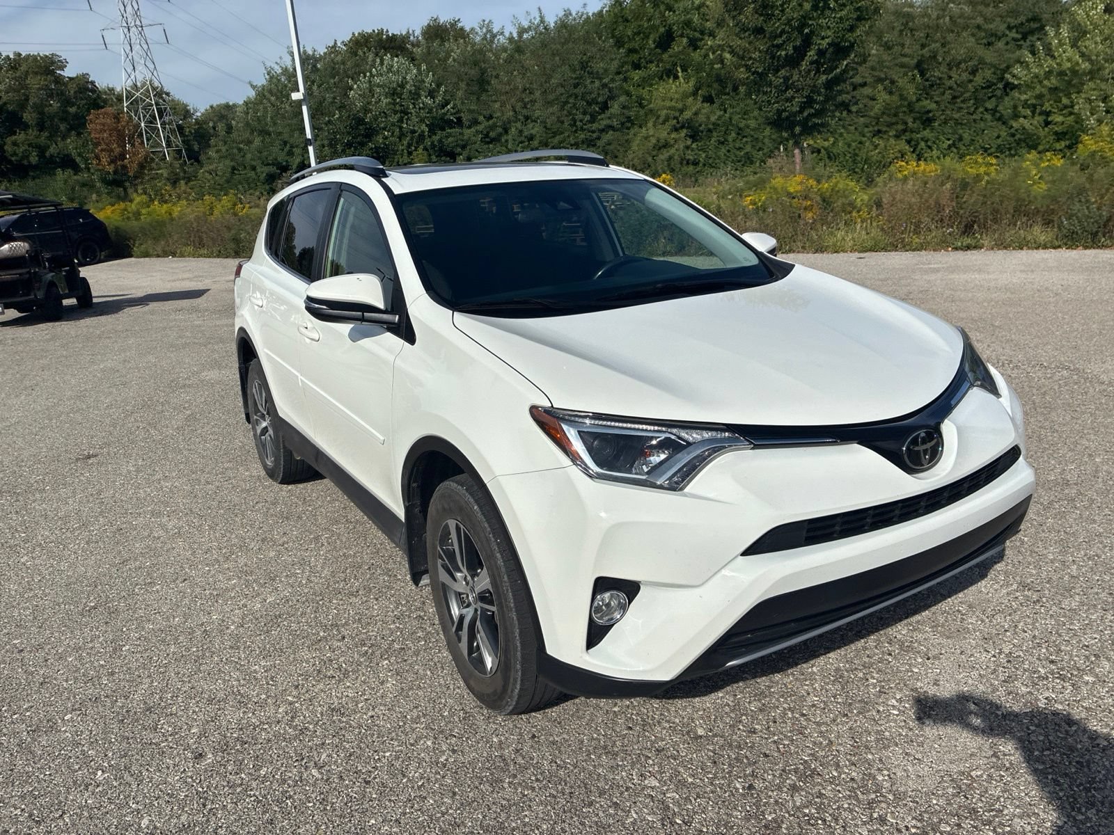 Used 2018 Toyota RAV4 XLE AWD/4WD image 9