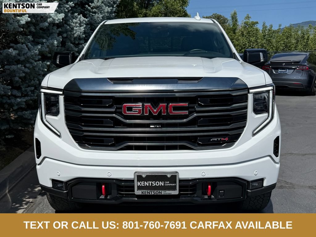 Used 2024 GMC Sierra 1500 AT4 w/ Technology Package AWD/4WD image 2