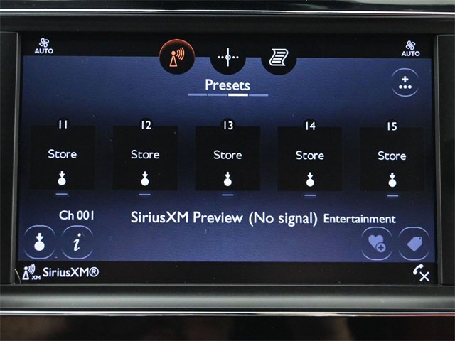 Used 2018 Bentley Bentayga image 44