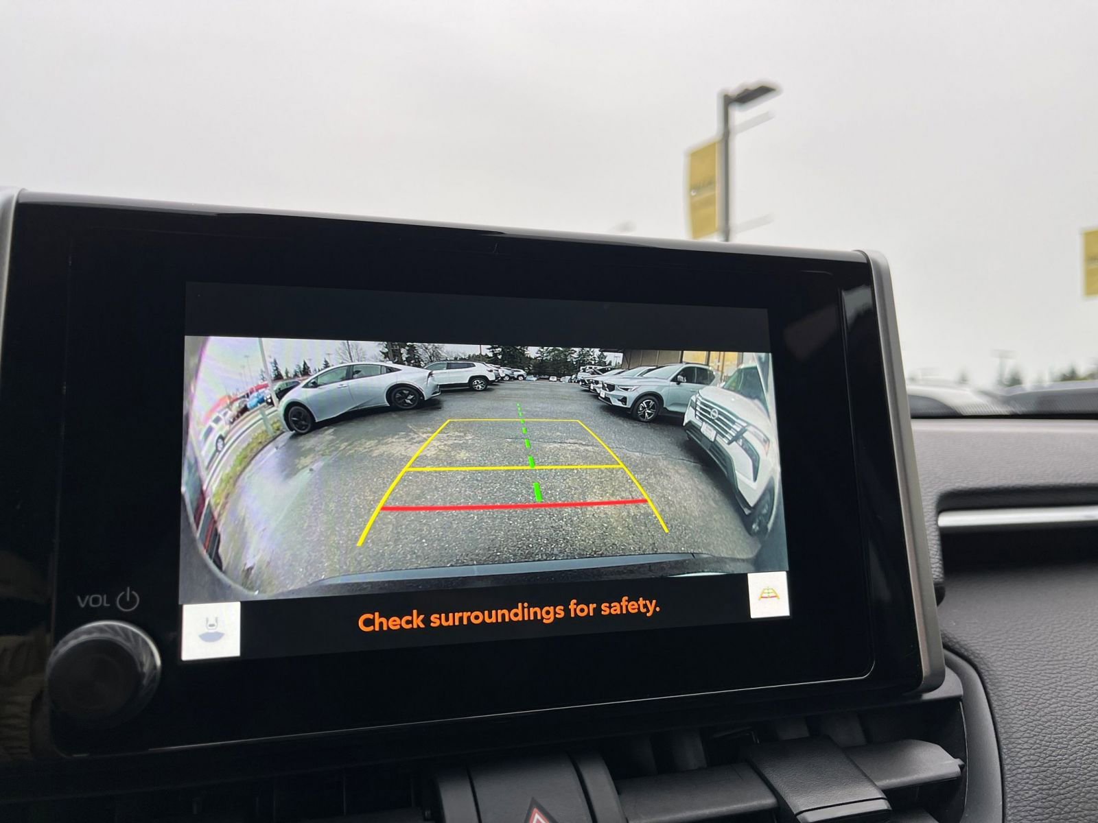 Used 2025 Toyota RAV4 XLE image 18