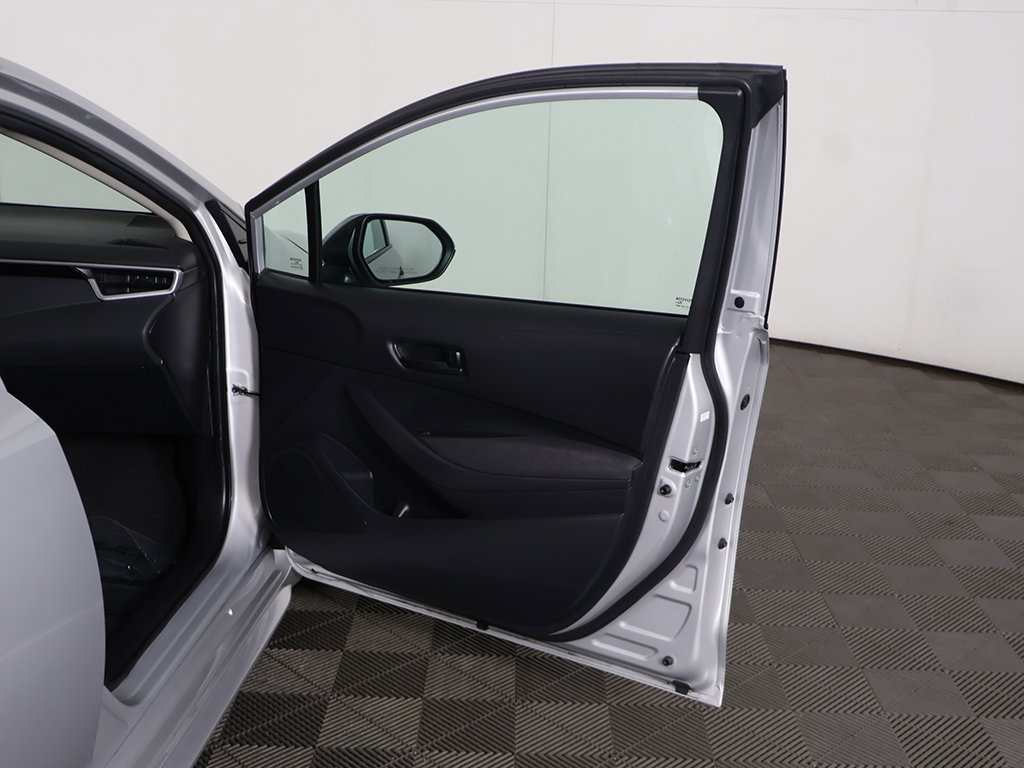 Used 2024 Toyota Corolla LE FWD image 16