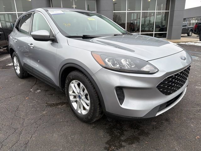 Used 2021 Ford Escape SE image 2