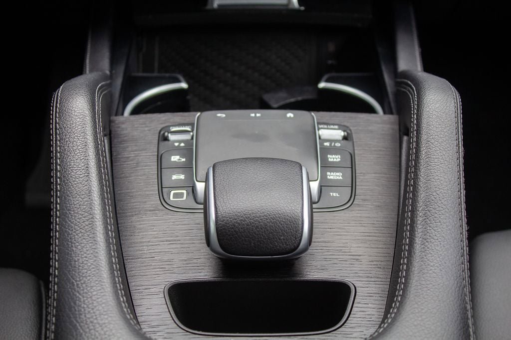 Used 2025 Mercedes-Benz GLE 350 4MATIC image 19