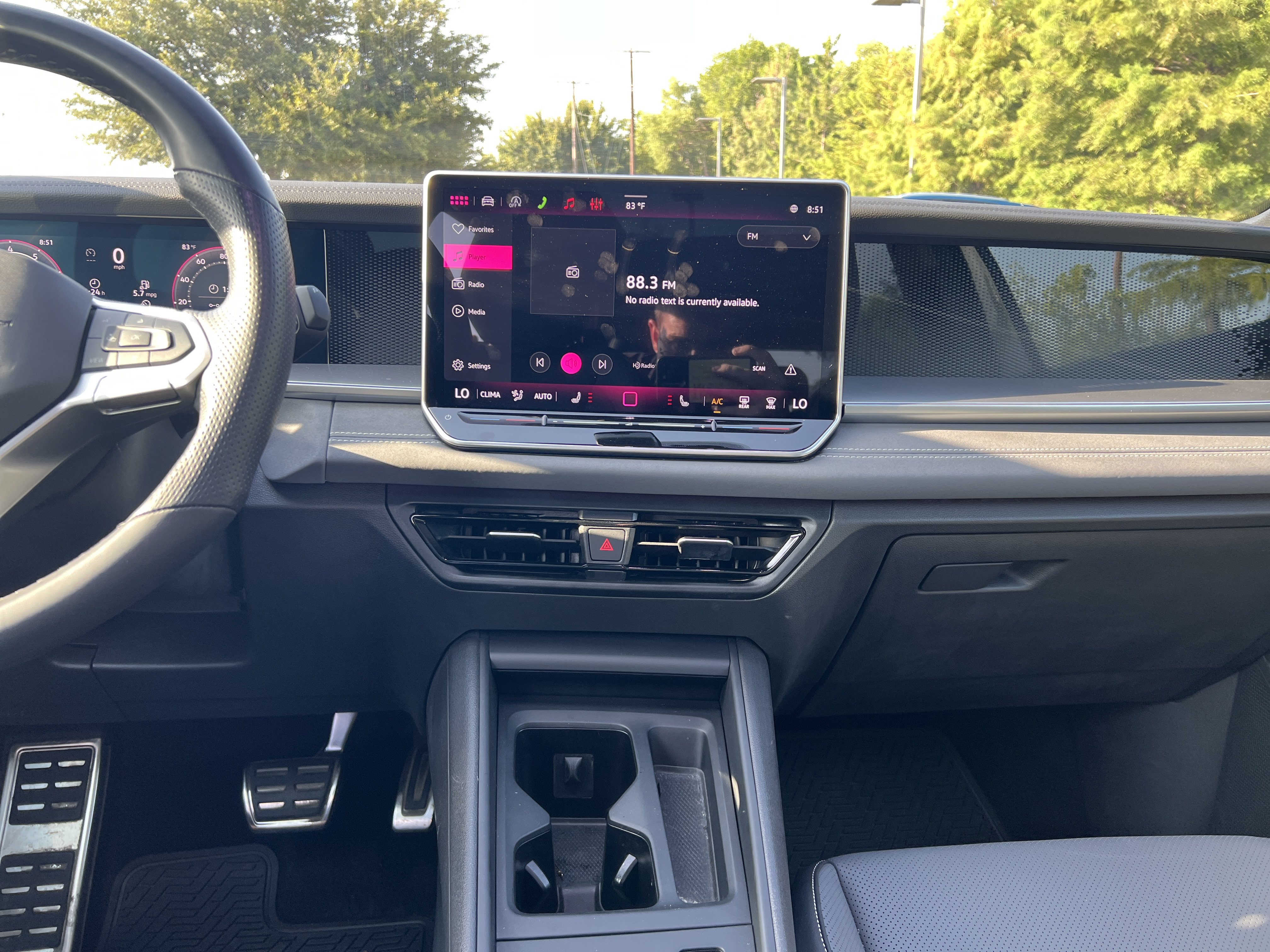 Certified 2026 Volkswagen Tiguan SE R-Line FWD image 26