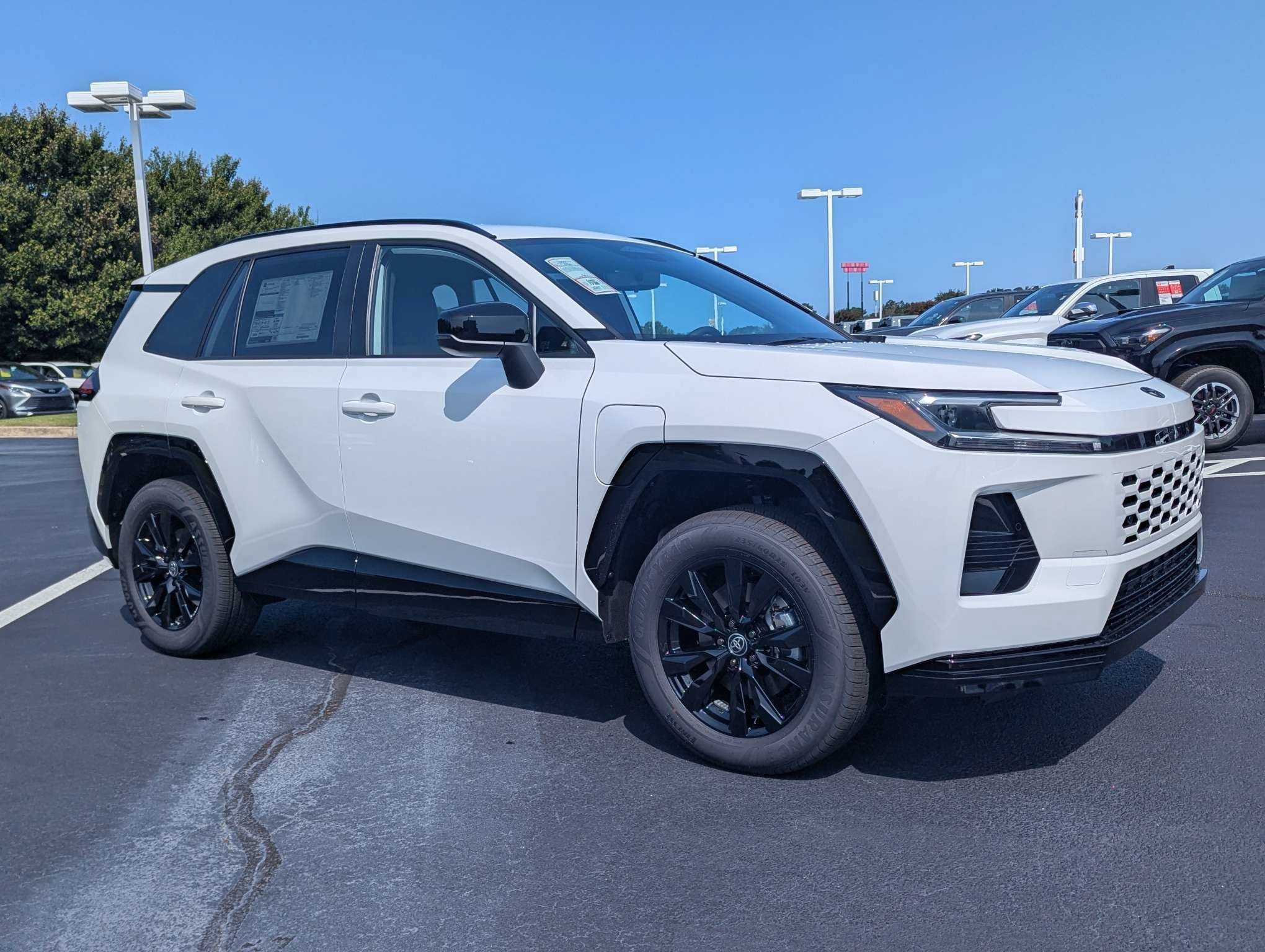 New 2026 Toyota RAV4 SE w/ Convenience Package AWD/4WD image 2