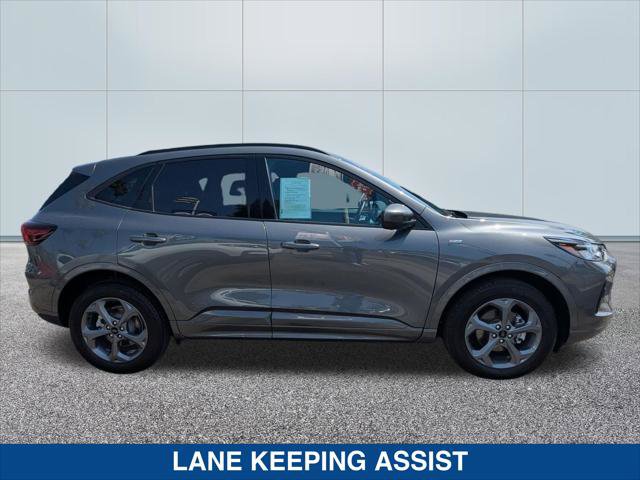 Certified 2023 Ford Escape ST-Line Select w/ Tech Pack #2 AWD/4WD image 6