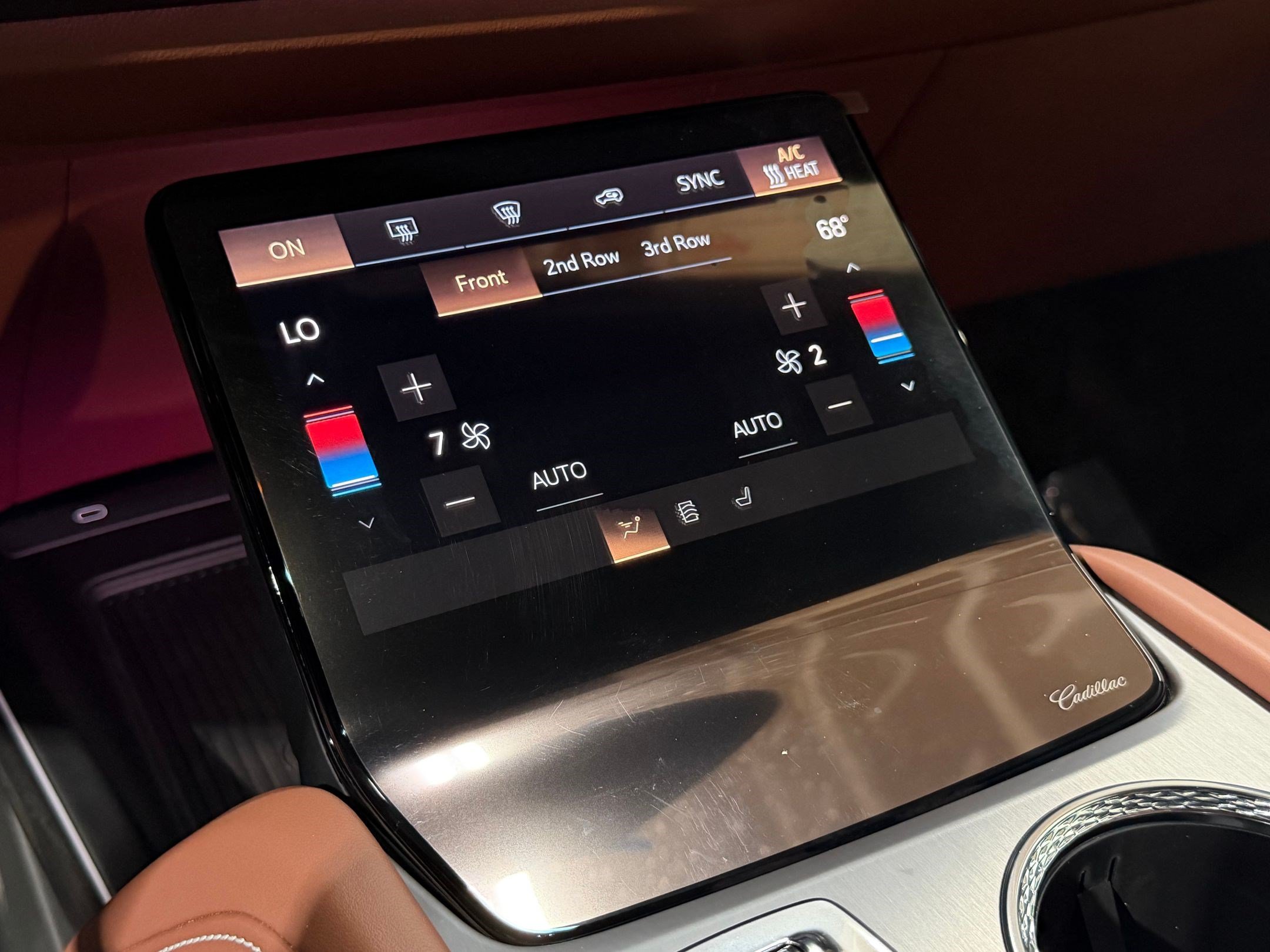 New 2026 Cadillac Vistiq Platinum AWD/4WD image 32