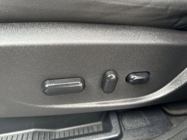 Used 2015 Ford Escape SE w/ Equipment Group 201A image 14