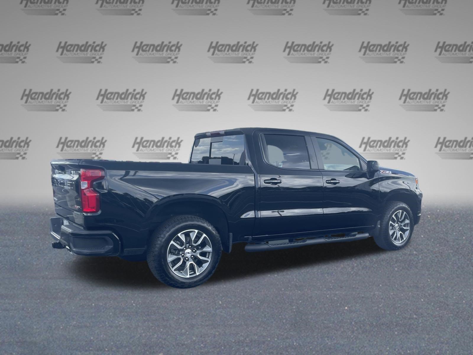 Used 2025 Chevrolet Silverado 1500 RST w/ Convenience Package II AWD/4WD image 11