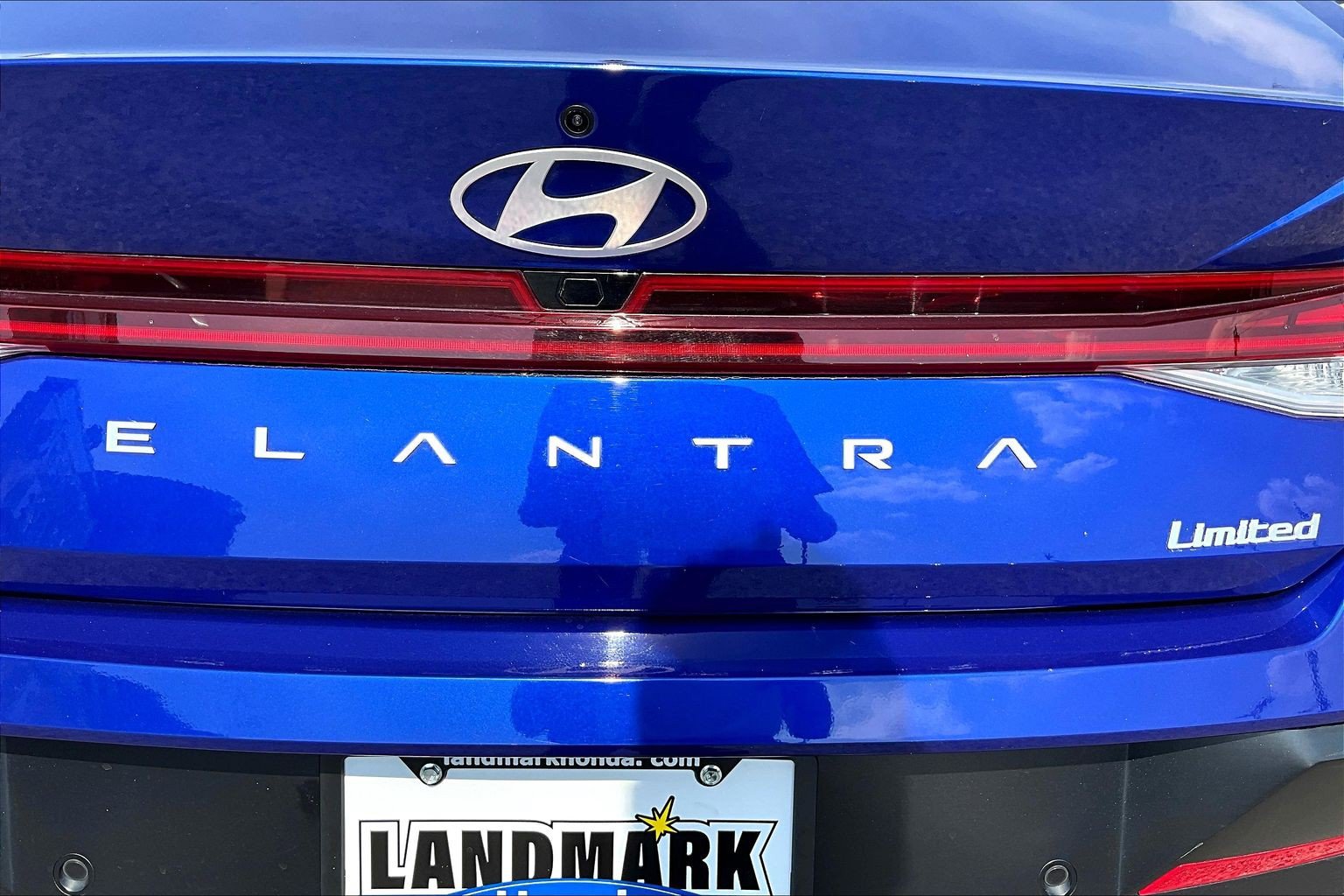 Used 2024 Hyundai Elantra Limited FWD image 31