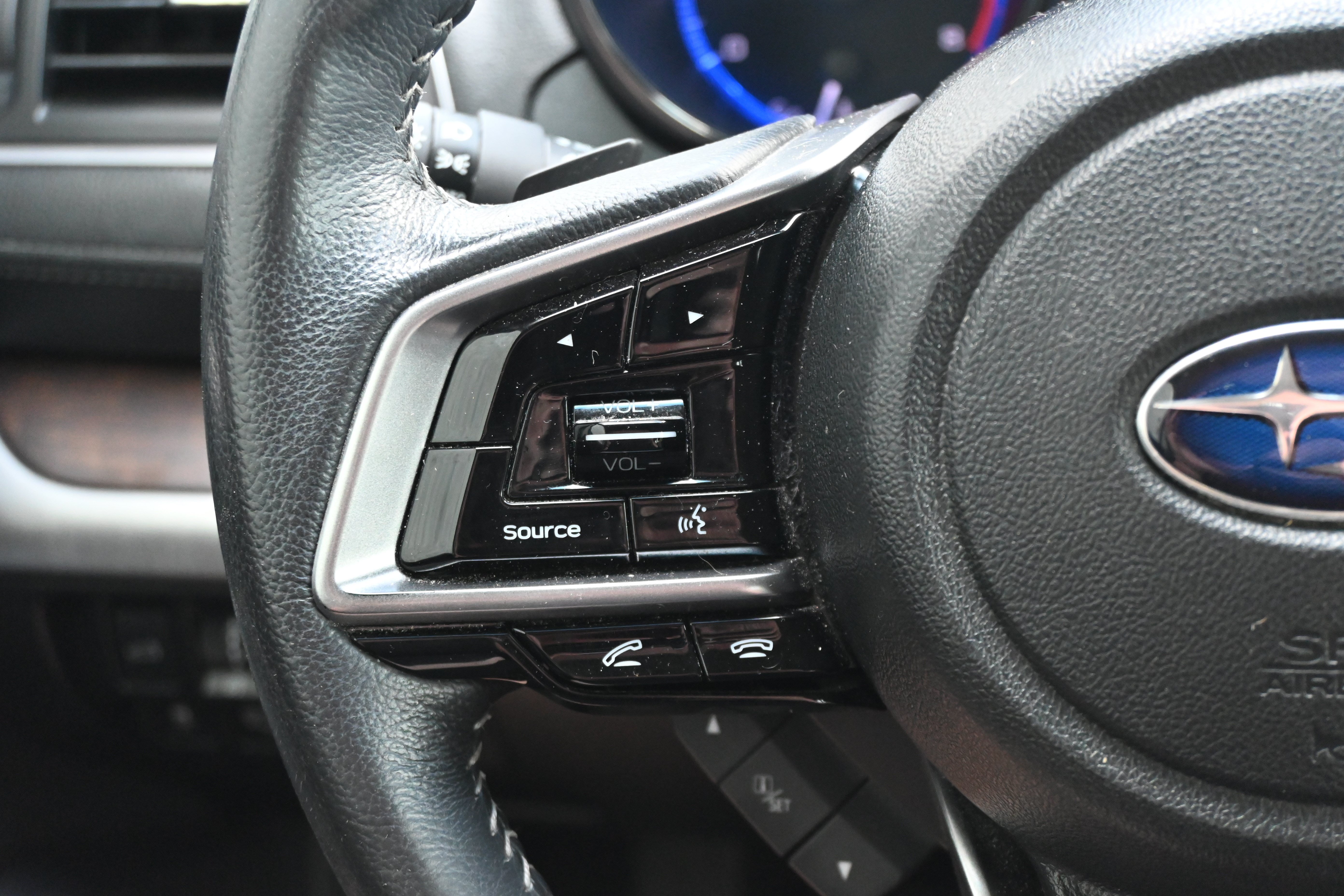 Used 2019 Subaru Outback 2.5i Limited AWD/4WD image 18