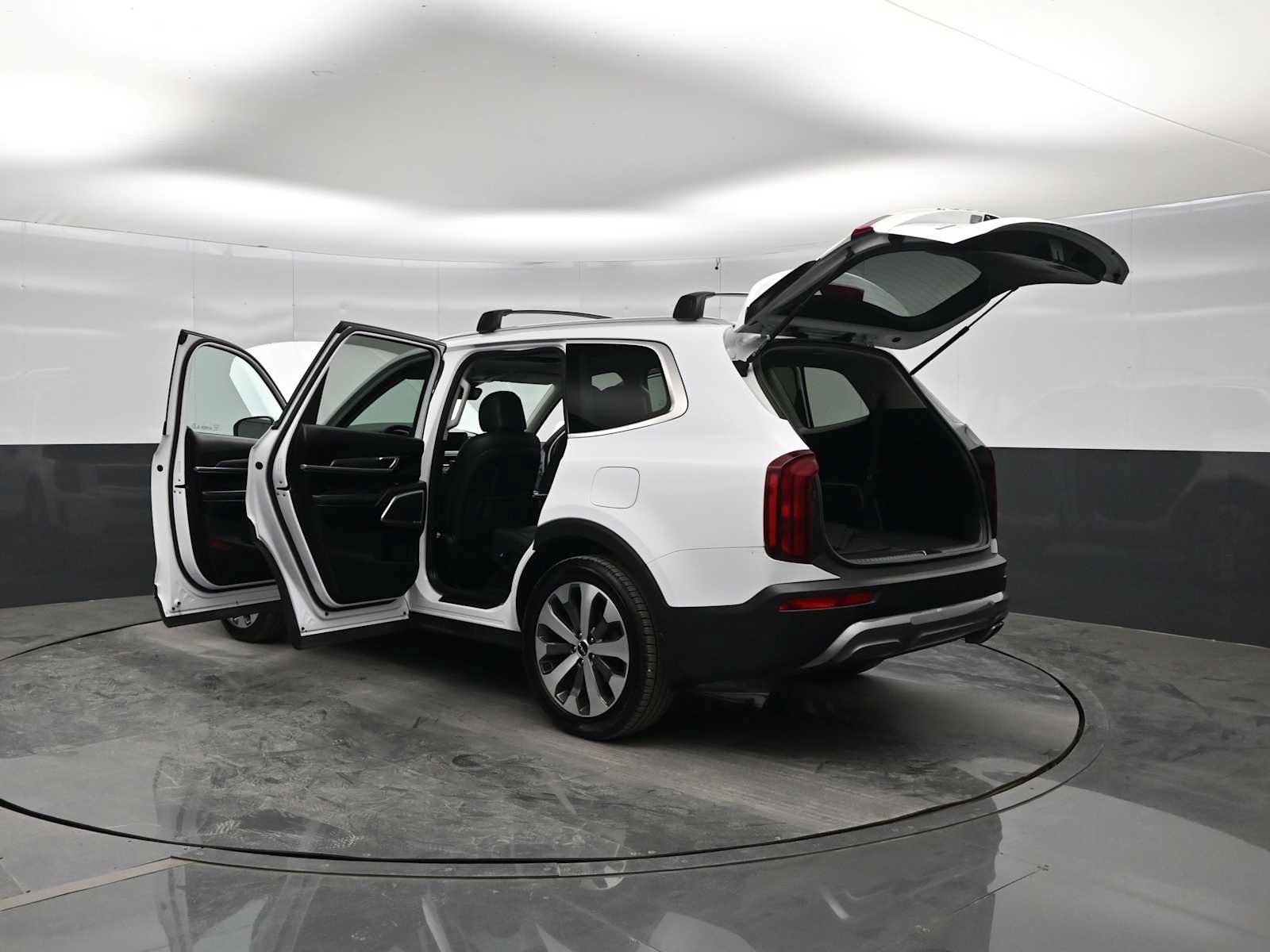 Used 2022 Kia Telluride S AWD/4WD image 49