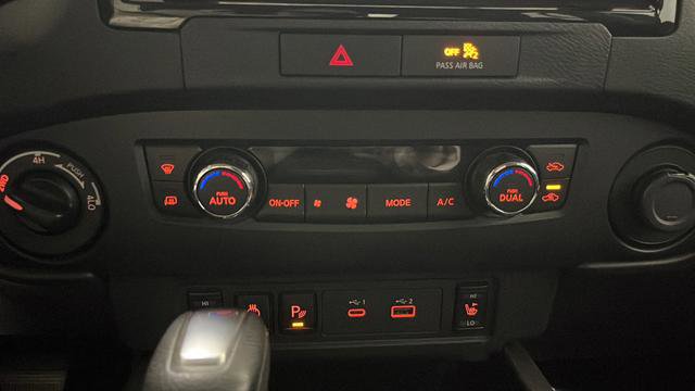 Used 2022 Nissan Frontier SV AWD/4WD image 17
