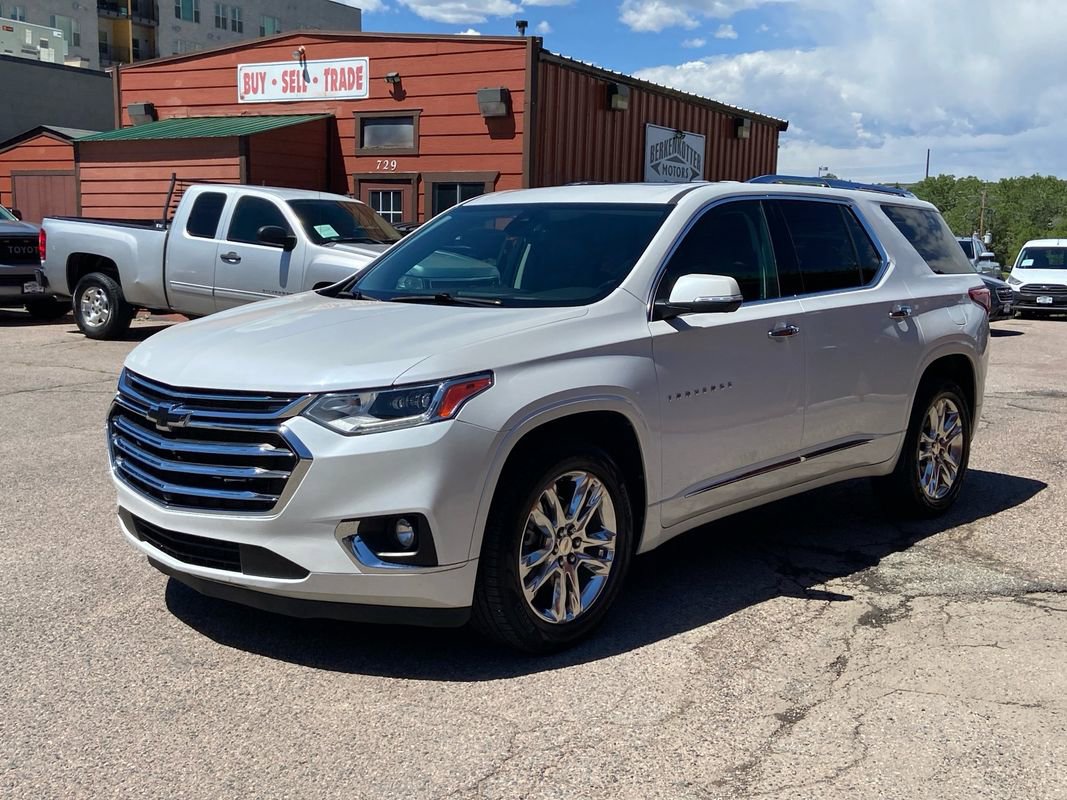Used 2021 Chevrolet Traverse High Country w/ LPO, Floor Liner Package AWD/4WD image 7