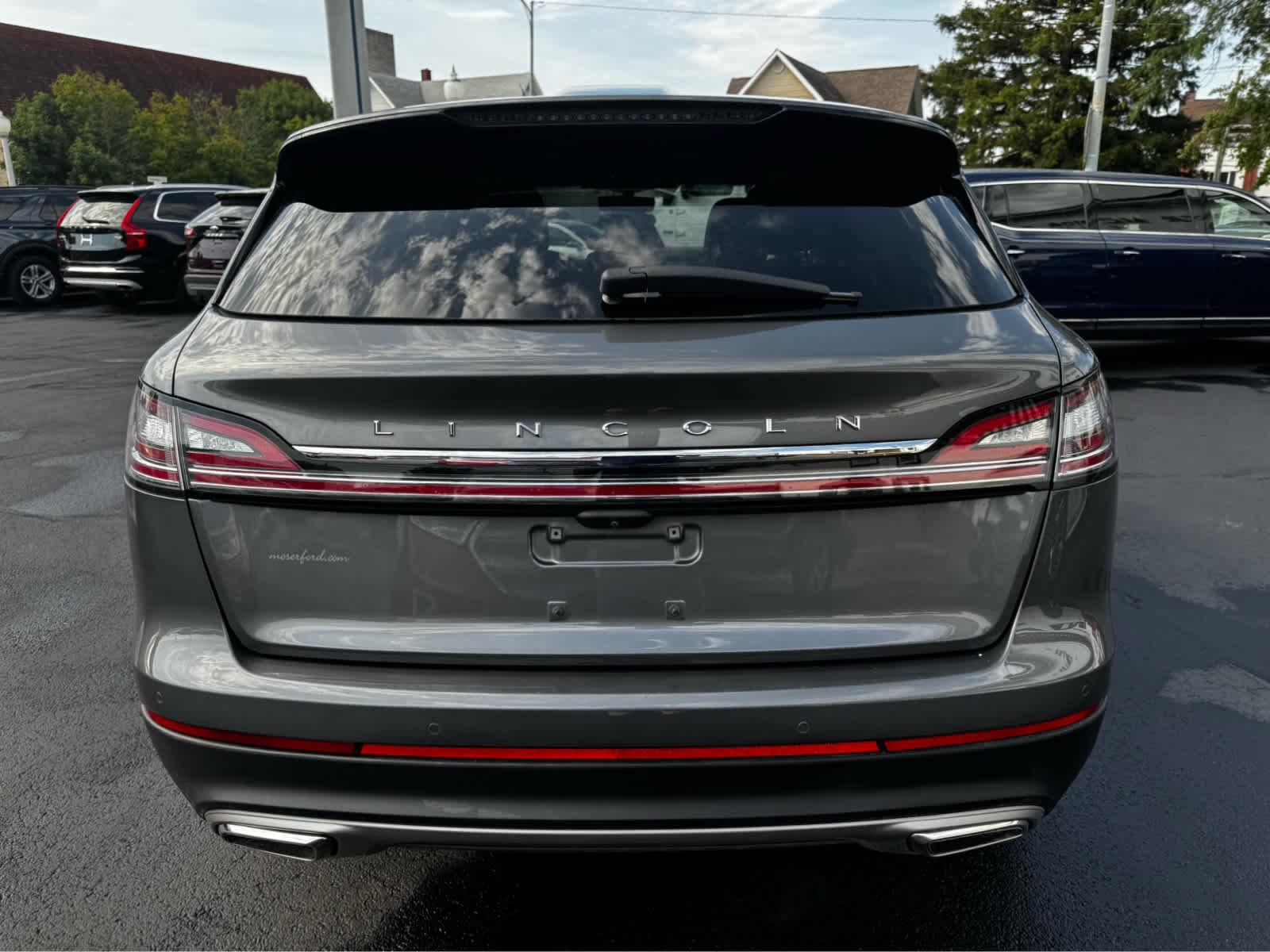 Used 2023 Lincoln Nautilus Reserve AWD/4WD image 11