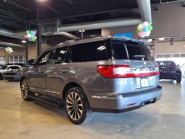 Used 2021 Lincoln Navigator Reserve w/ Luxury Package AWD/4WD image 12