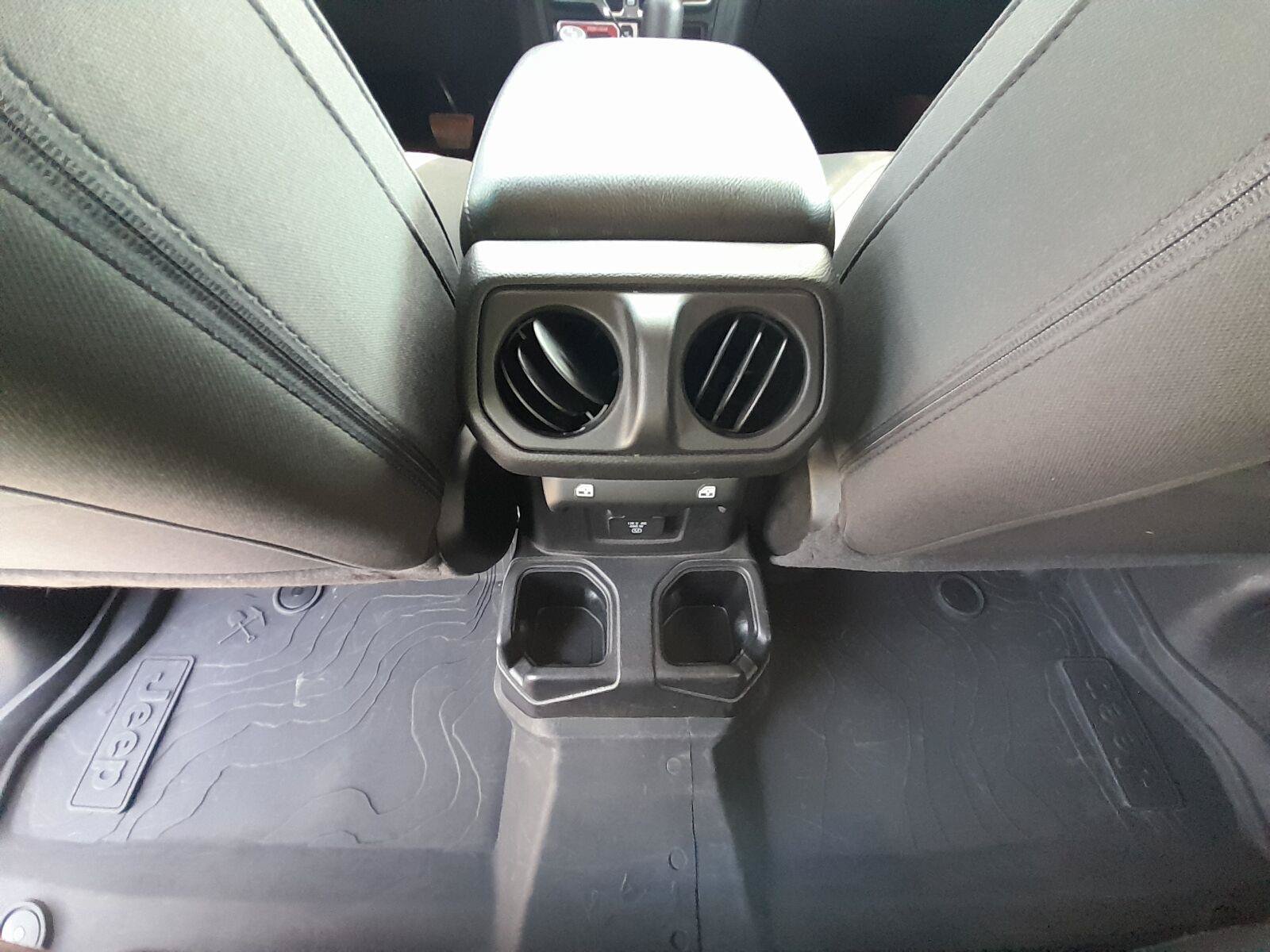 Used 2023 Jeep Gladiator Rubicon w/ Cold Weather Group AWD/4WD image 42
