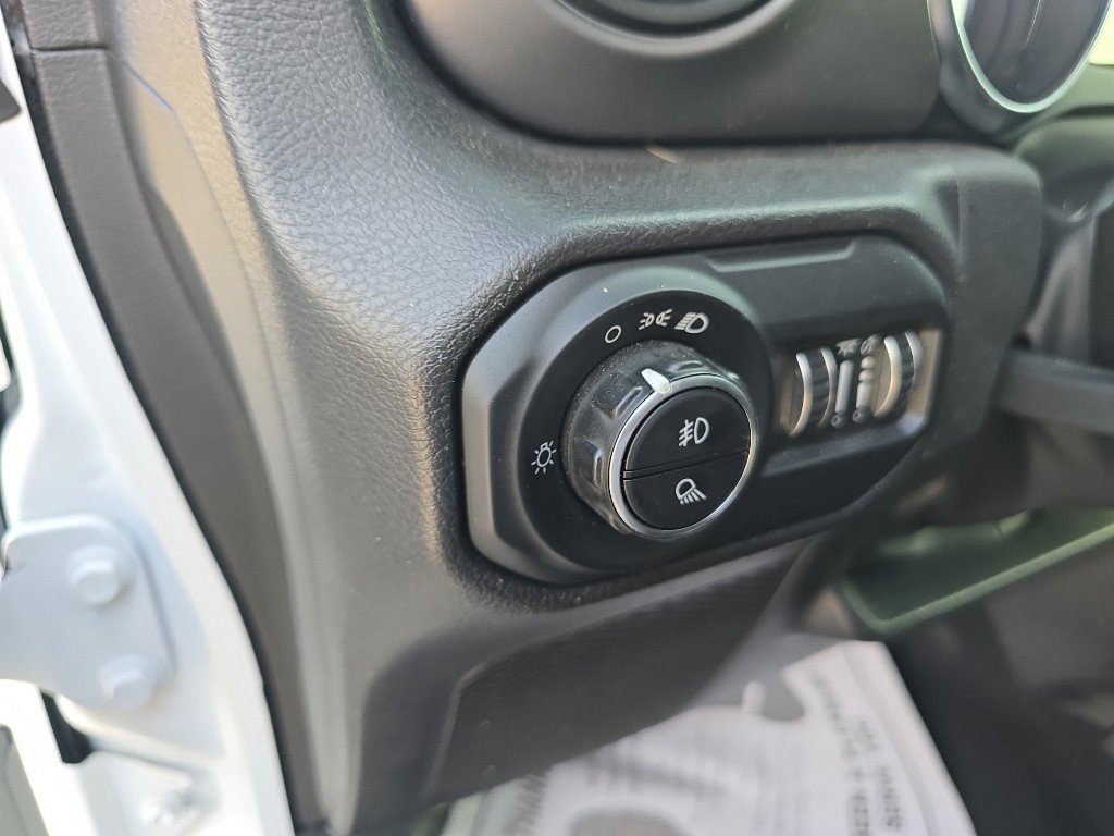 Used 2022 Jeep Gladiator Sport image 28