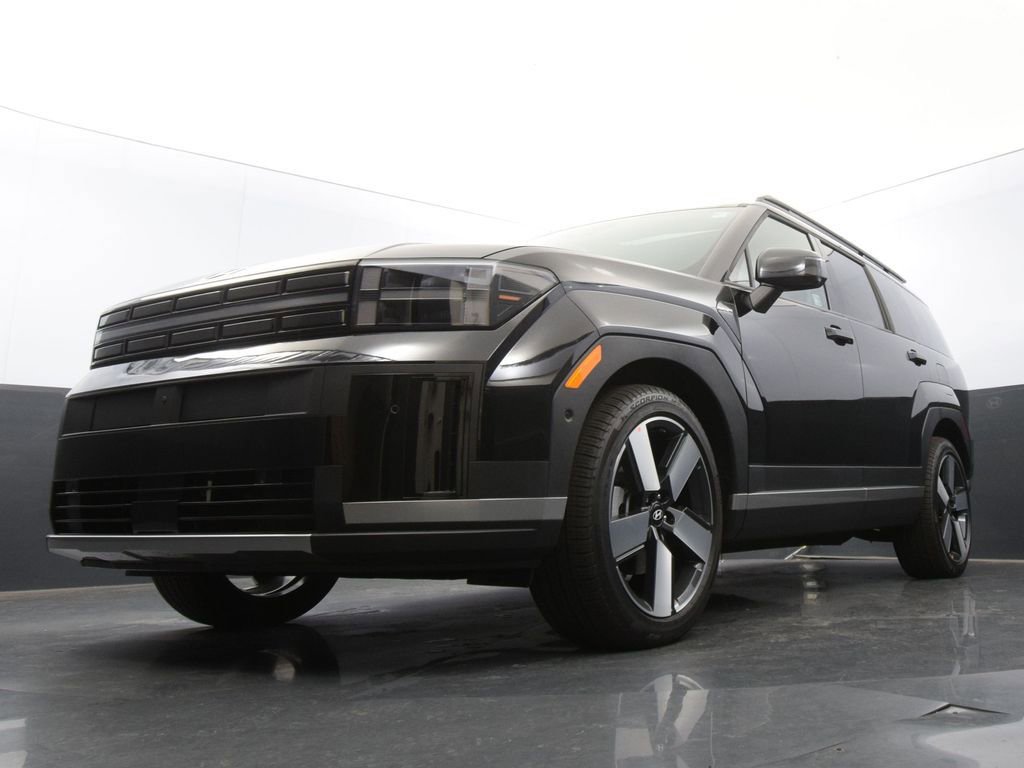 Used 2025 Hyundai Santa Fe Limited image 33