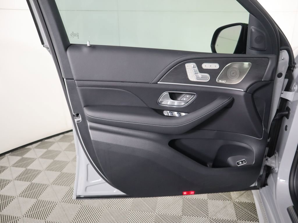 New 2026 Mercedes-Benz GLE 53 AMG 4MATIC Coupe image 26