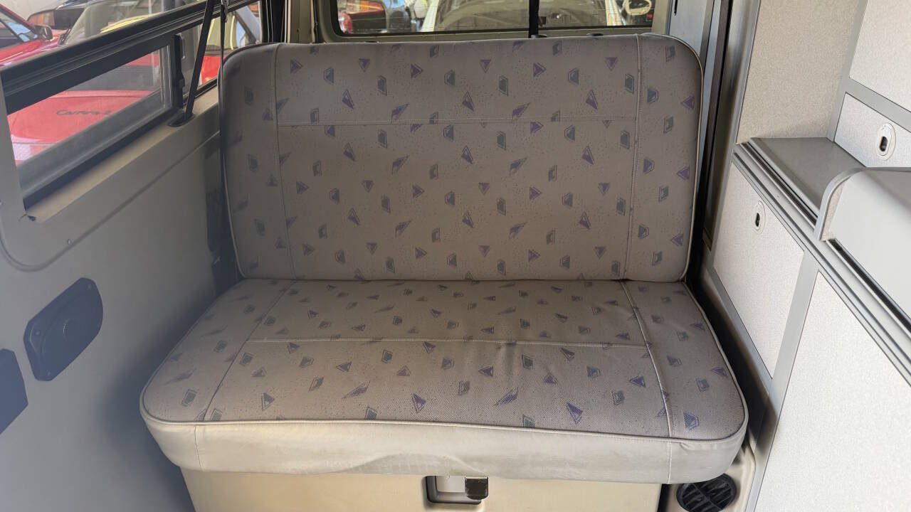 Used 1997 Volkswagen Eurovan Camper FWD image 52