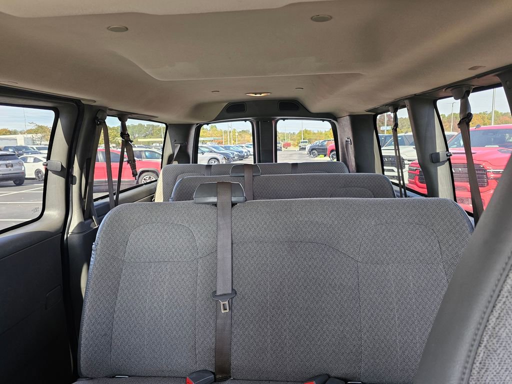 Used 2019 Chevrolet Express 3500 LT w/ LT Preferred Equipment Group image 27