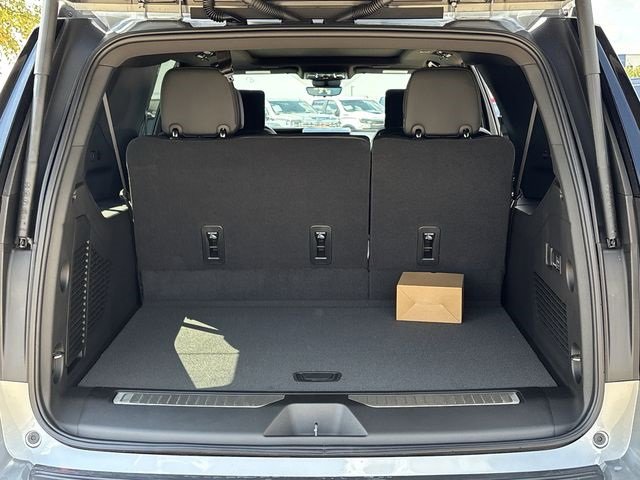 New 2026 GMC Yukon XL Denali w/ Denali Reserve Package image 26