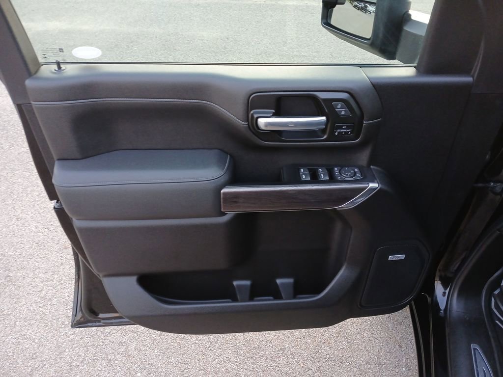 Used 2022 Chevrolet Silverado 3500 LTZ w/ LTZ Premium Package image 23