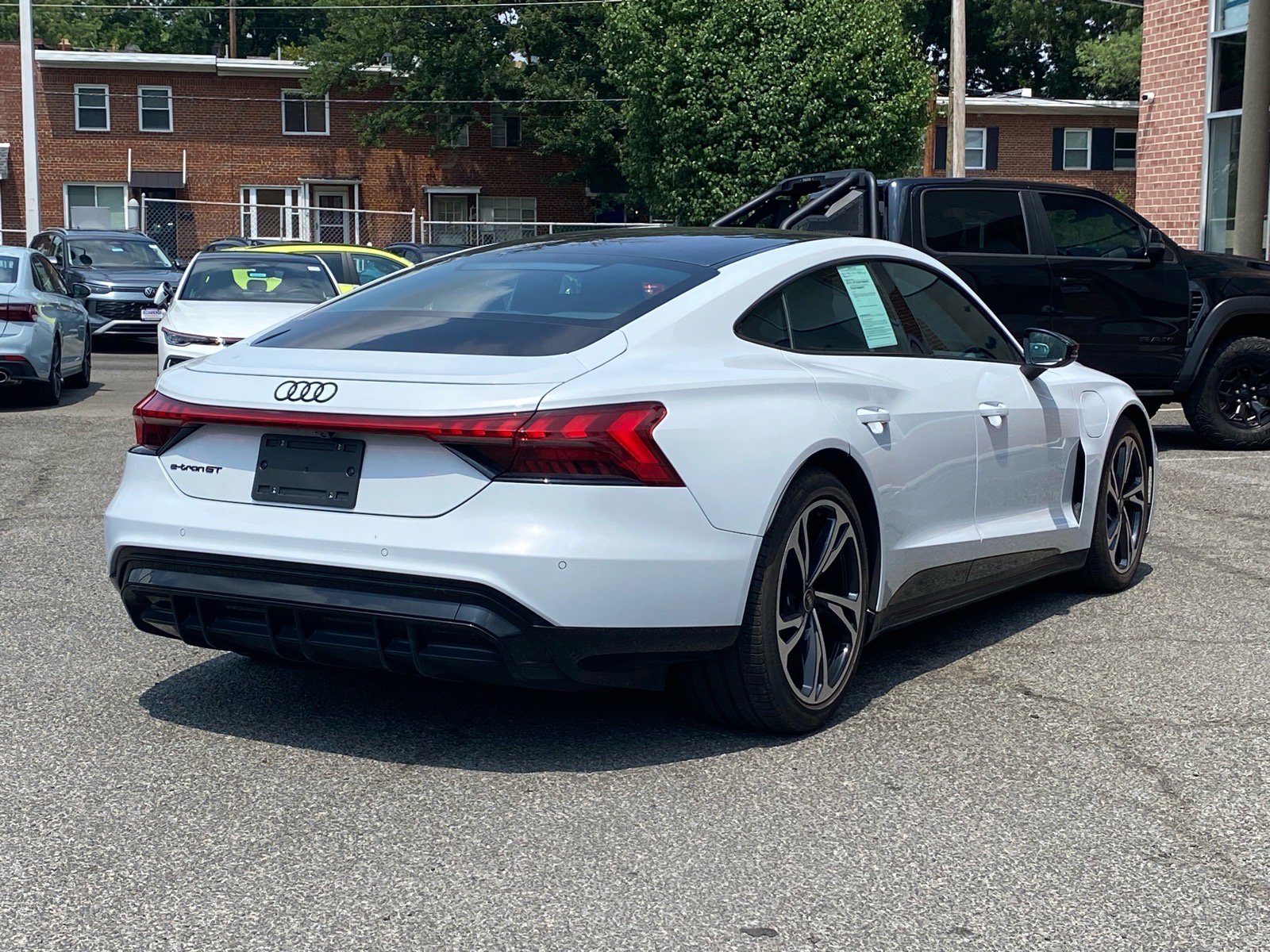 Used 2023 Audi e-tron GT Premium Plus w/ Performance Package AWD/4WD image 3