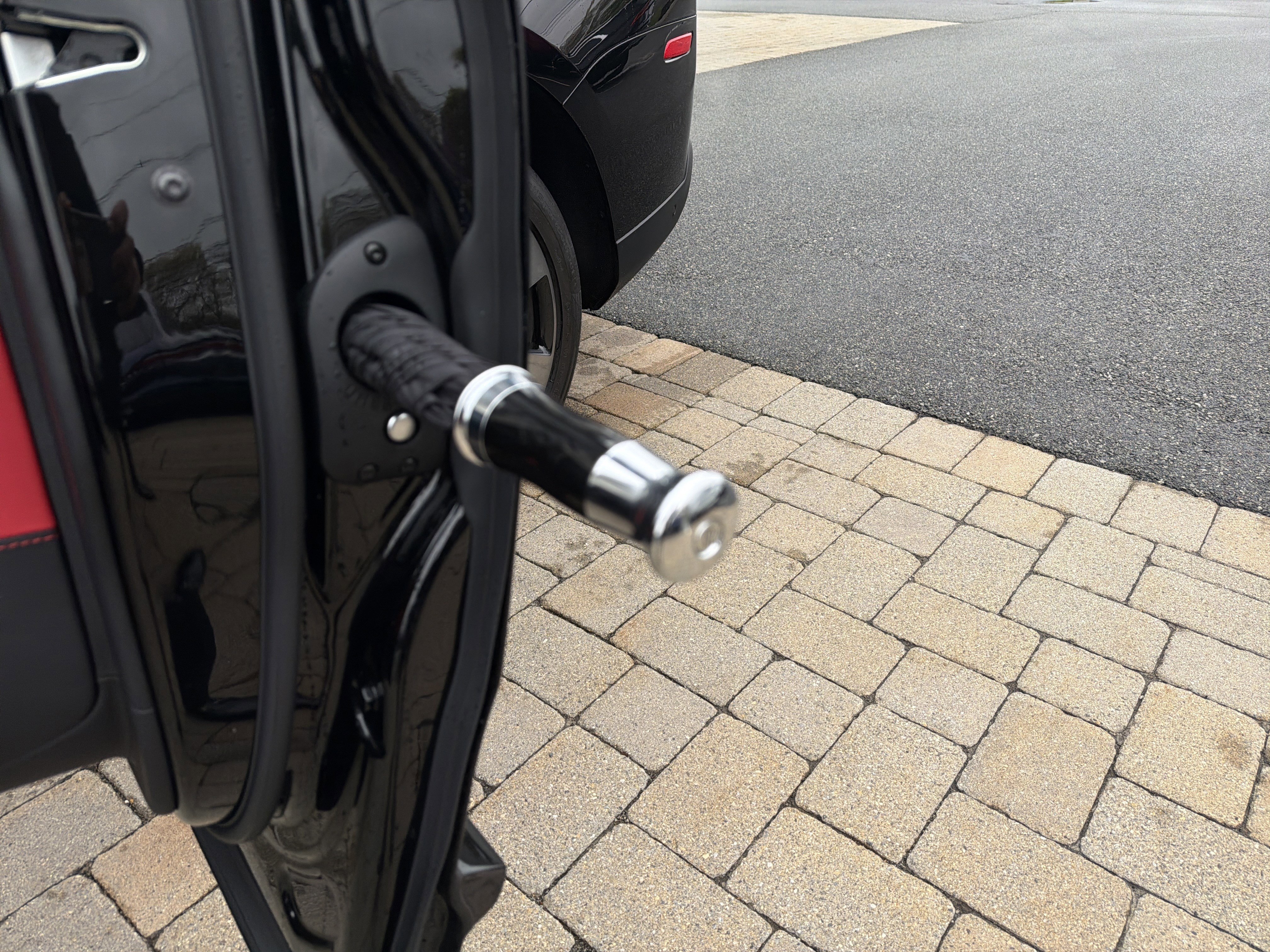 Certified 2023 Rolls-Royce Cullinan w/ Cullinan Package image 42