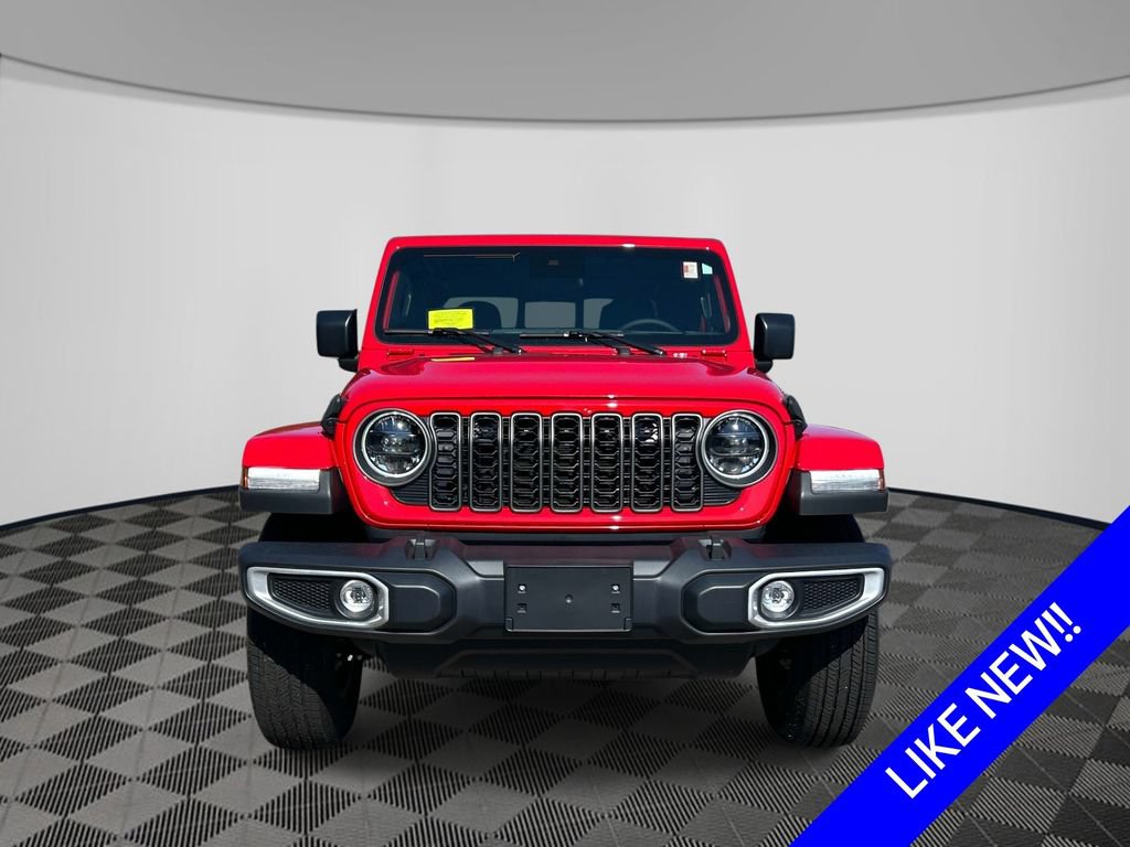 Certified 2025 Jeep Gladiator Sport AWD/4WD image 8