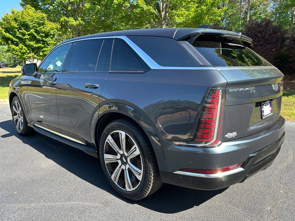 Used 2025 Cadillac Escalade IQ Luxury 2 w/ LPO, Premium Carpet Package AWD/4WD image 20