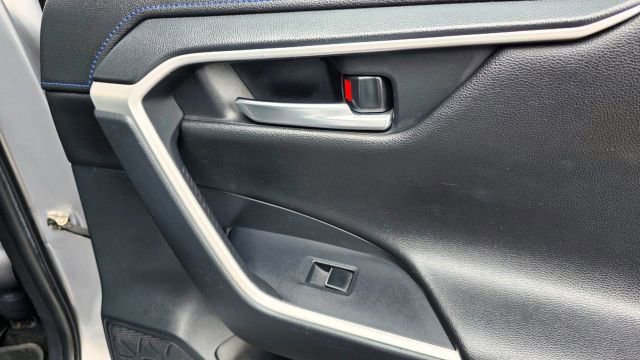 Used 2019 Toyota RAV4 XSE AWD/4WD image 29