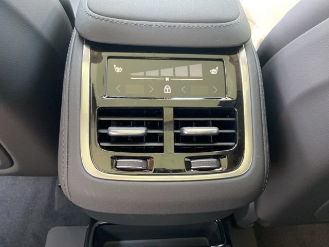 New 2026 Volvo XC90 B6 Plus AWD/4WD image 14