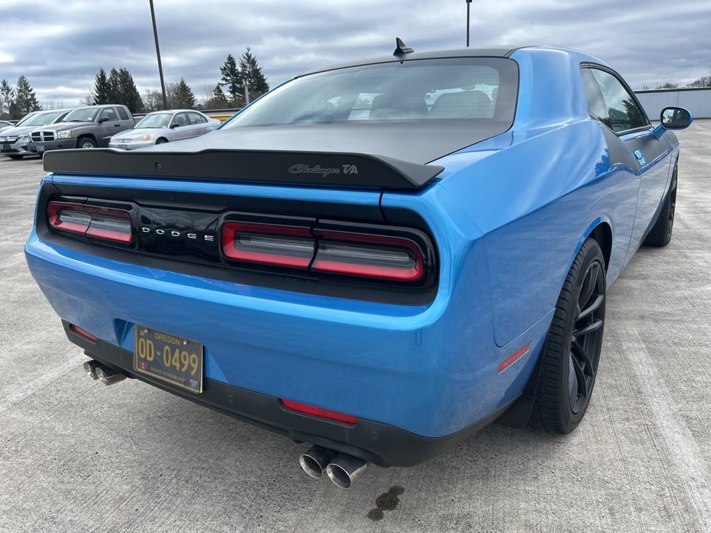 Used 2023 Dodge Challenger R/T w/ T/A Package image 8