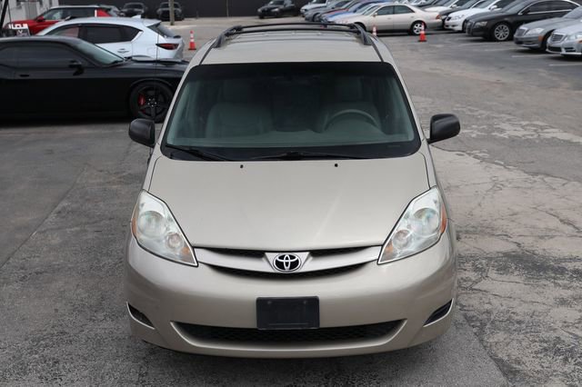 Used 2009 Toyota Sienna LE image 22