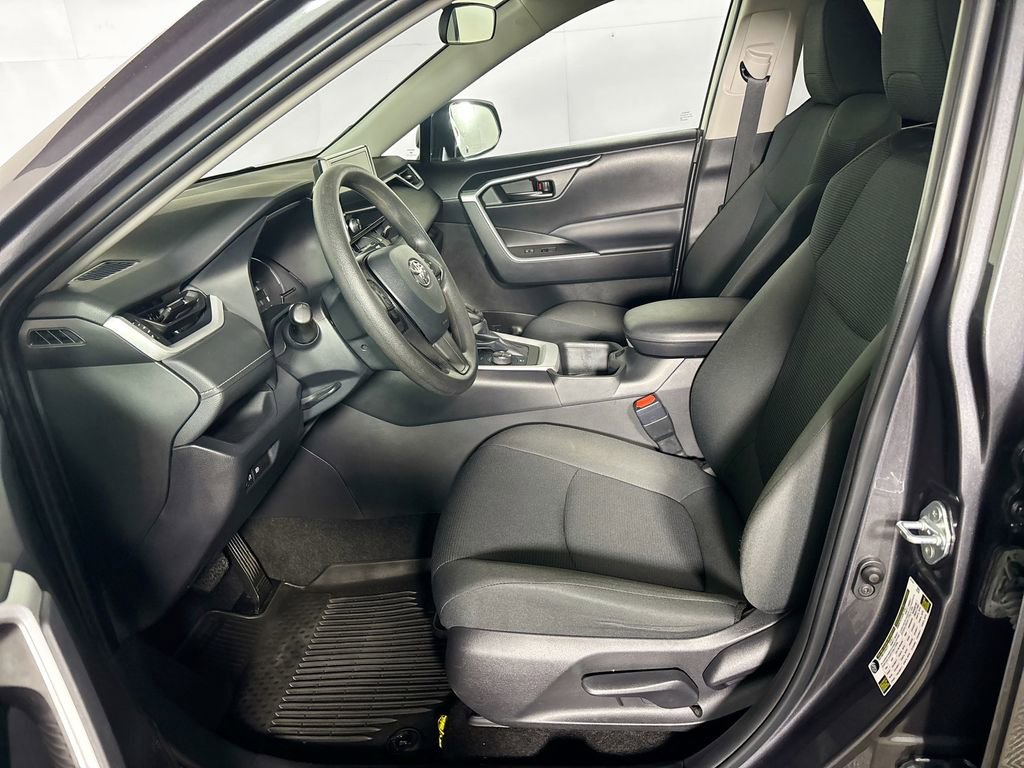 Used 2024 Toyota RAV4 LE image 11
