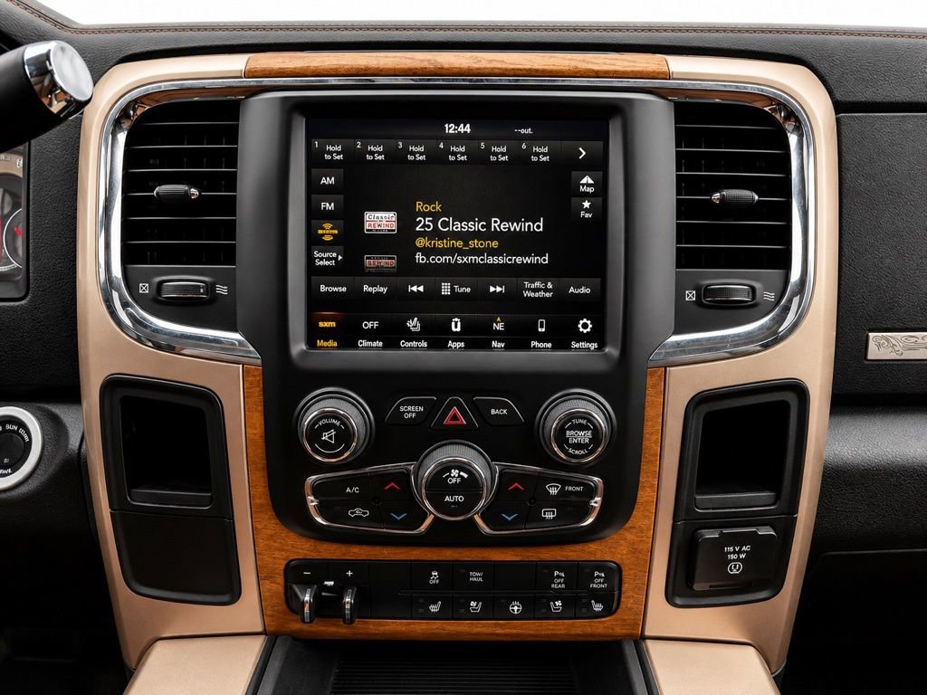 Used 2018 RAM 2500 Longhorn RWD image 35