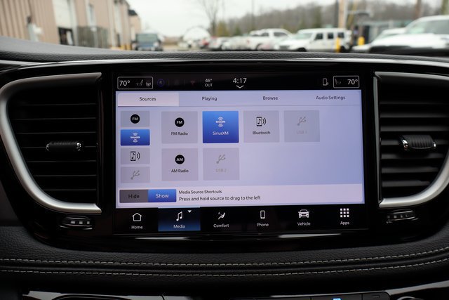 New 2026 Chrysler Pacifica Select w/ S Appearance Package FWD image 18