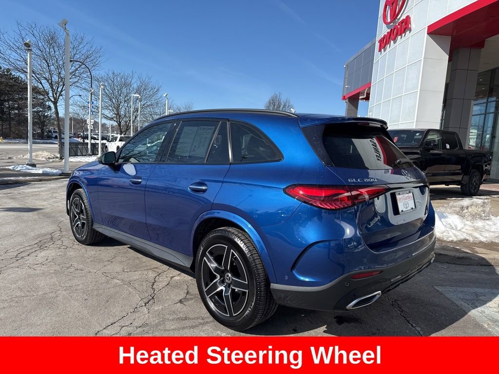 Used 2023 Mercedes-Benz GLC 300 4MATIC image 4