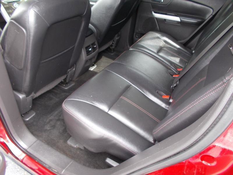 Used 2013 Ford Edge SEL FWD image 24