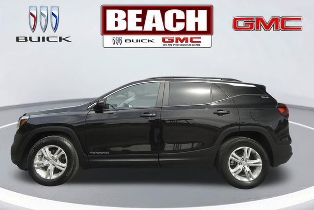 Used 2023 GMC Terrain SLE w/ Driver Convenience Package FWD image 6