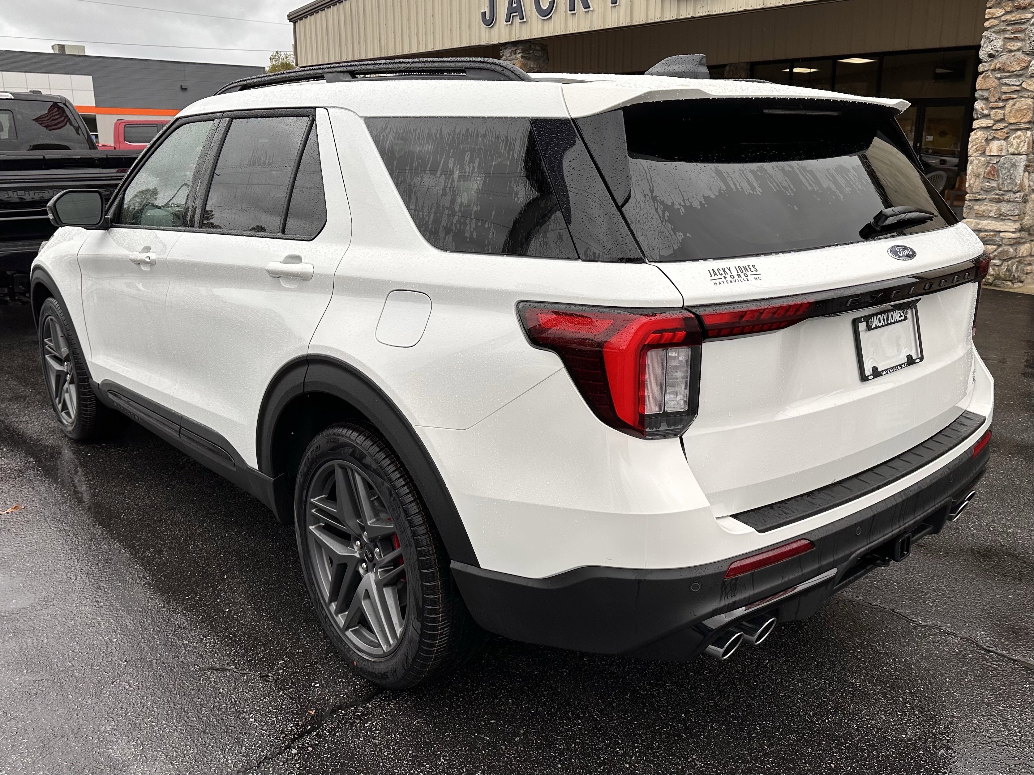 New 2026 Ford Explorer ST w/ Sun And Sound Package image 8