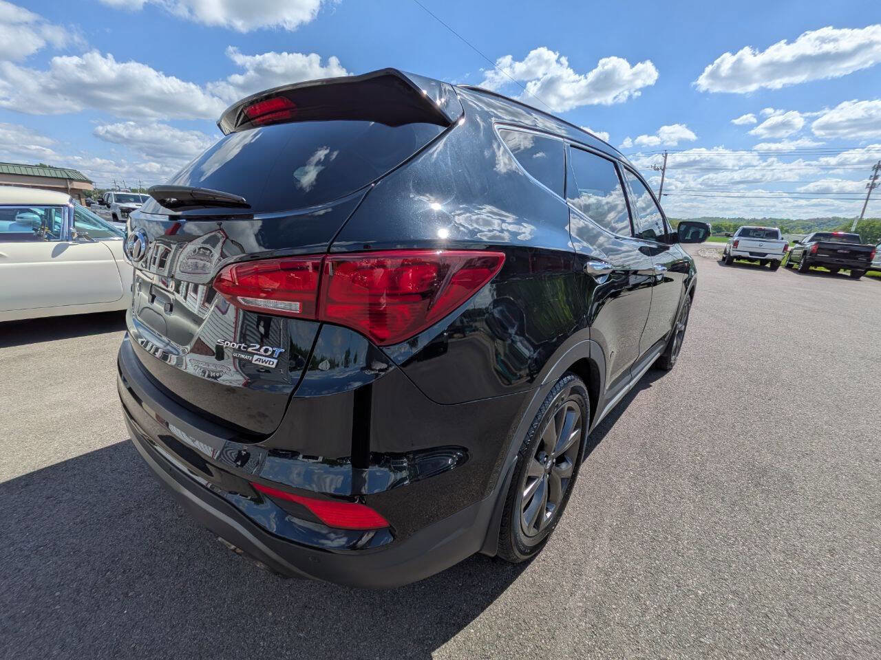 Used 2017 Hyundai Santa Fe Sport AWD/4WD image 8