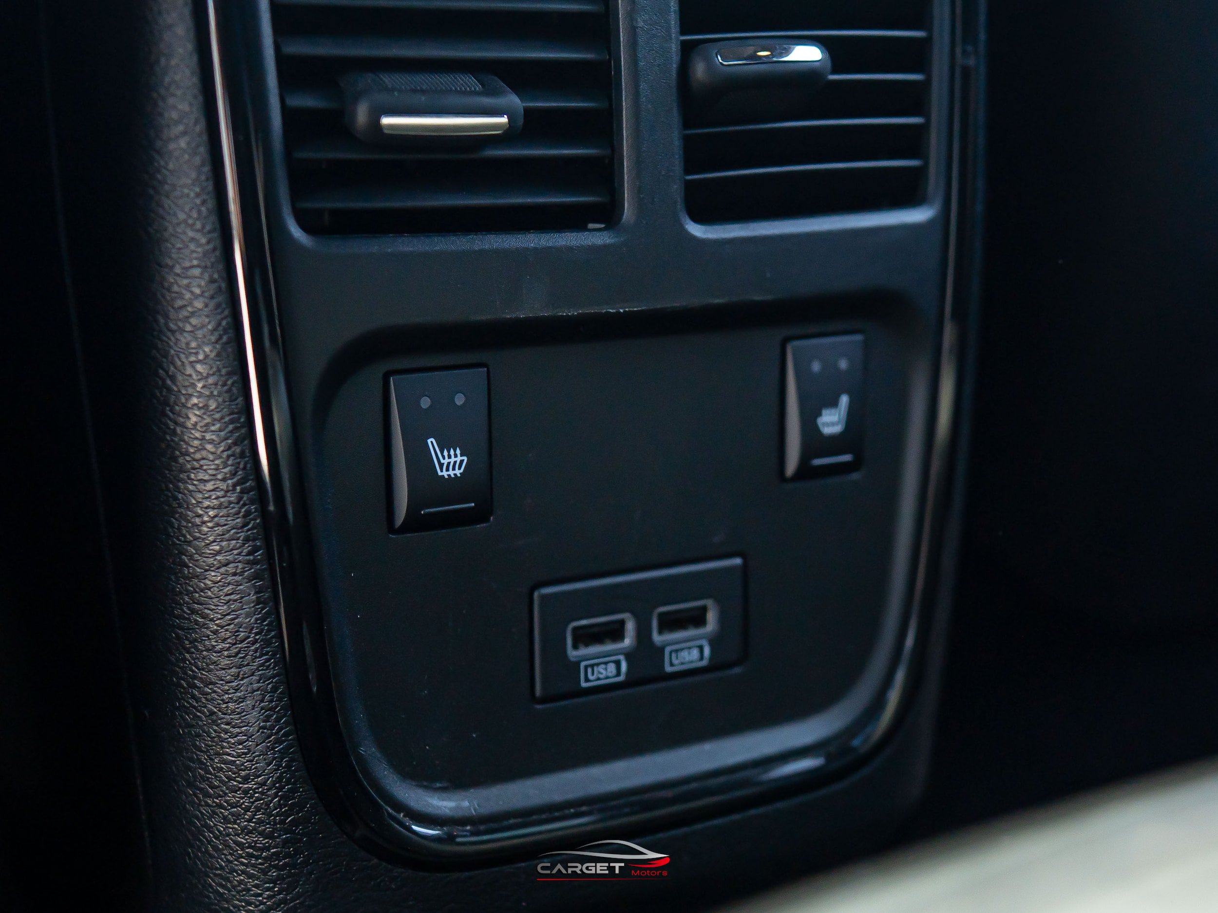 Used 2018 Dodge Charger R/T RWD image 22